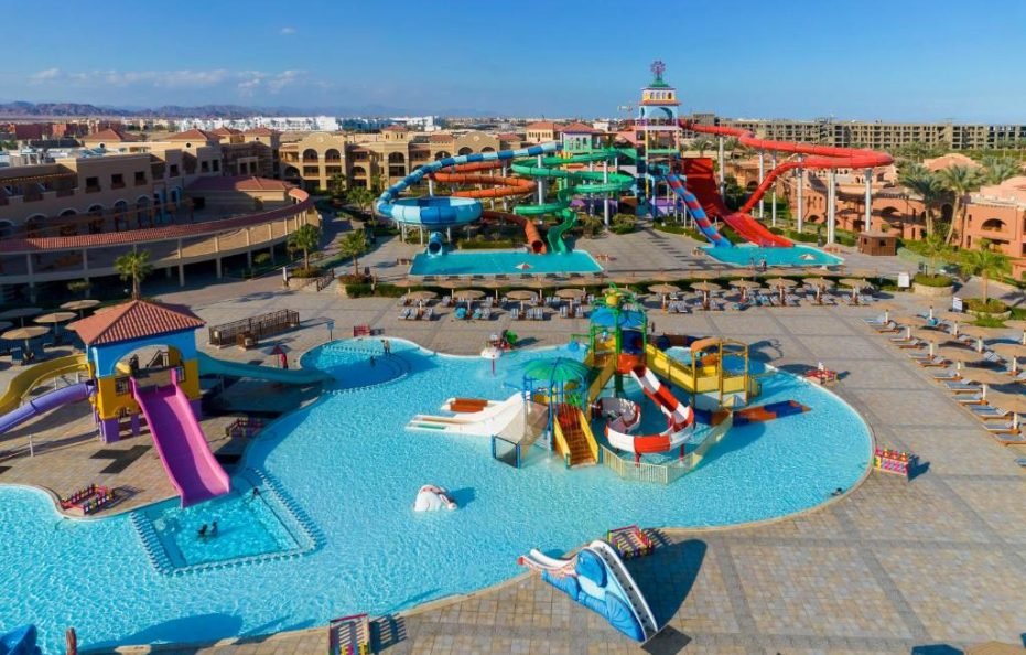 Charmillion Gardens Aquapark