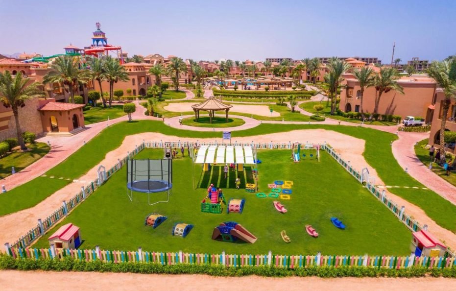 Charmillion Gardens Aquapark