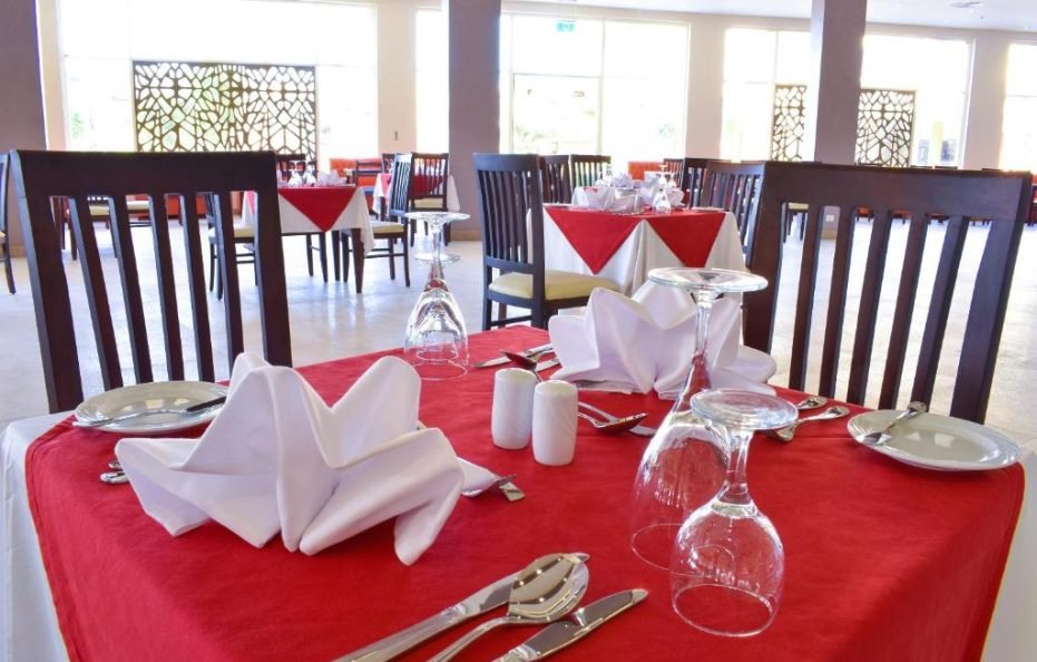 Parrotel Lagoon Waterpark Resort