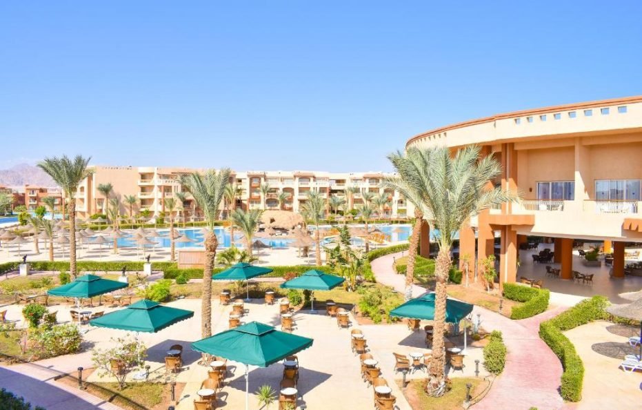 Parrotel Lagoon Waterpark Resort