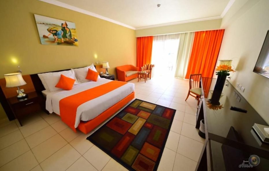 Parrotel Lagoon Waterpark Resort