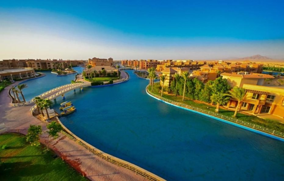 Parrotel Lagoon Waterpark Resort